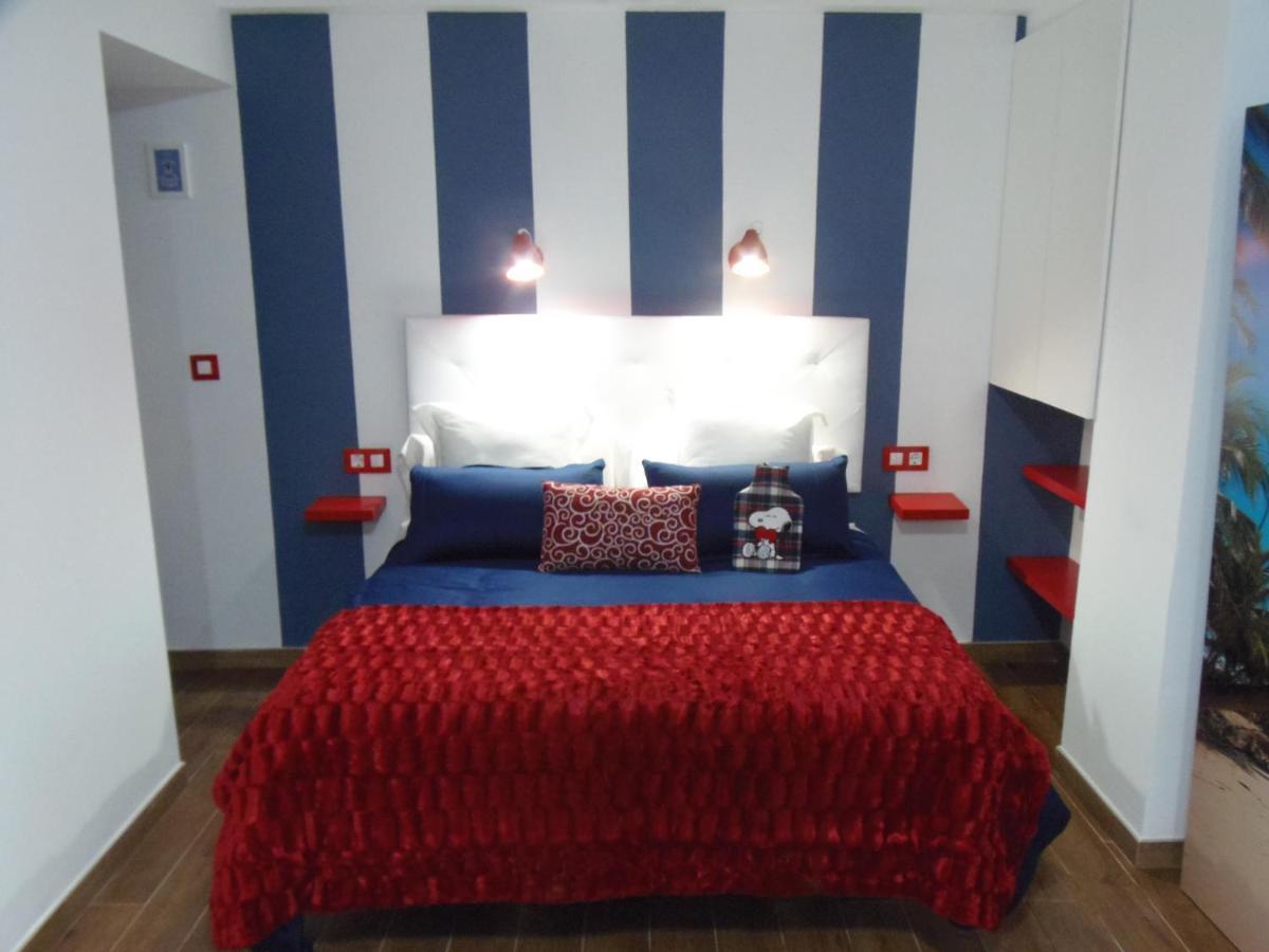 Apartamento En Triana เซบีญา ภายนอก รูปภาพ